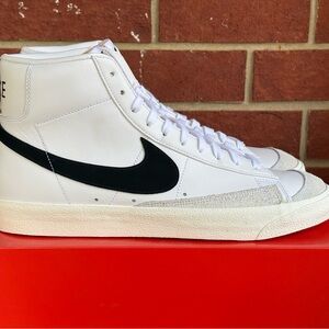 New Nike Blazer Mid 77 Vintage White Black Size 13 Mens Sneakers Retro Shoes